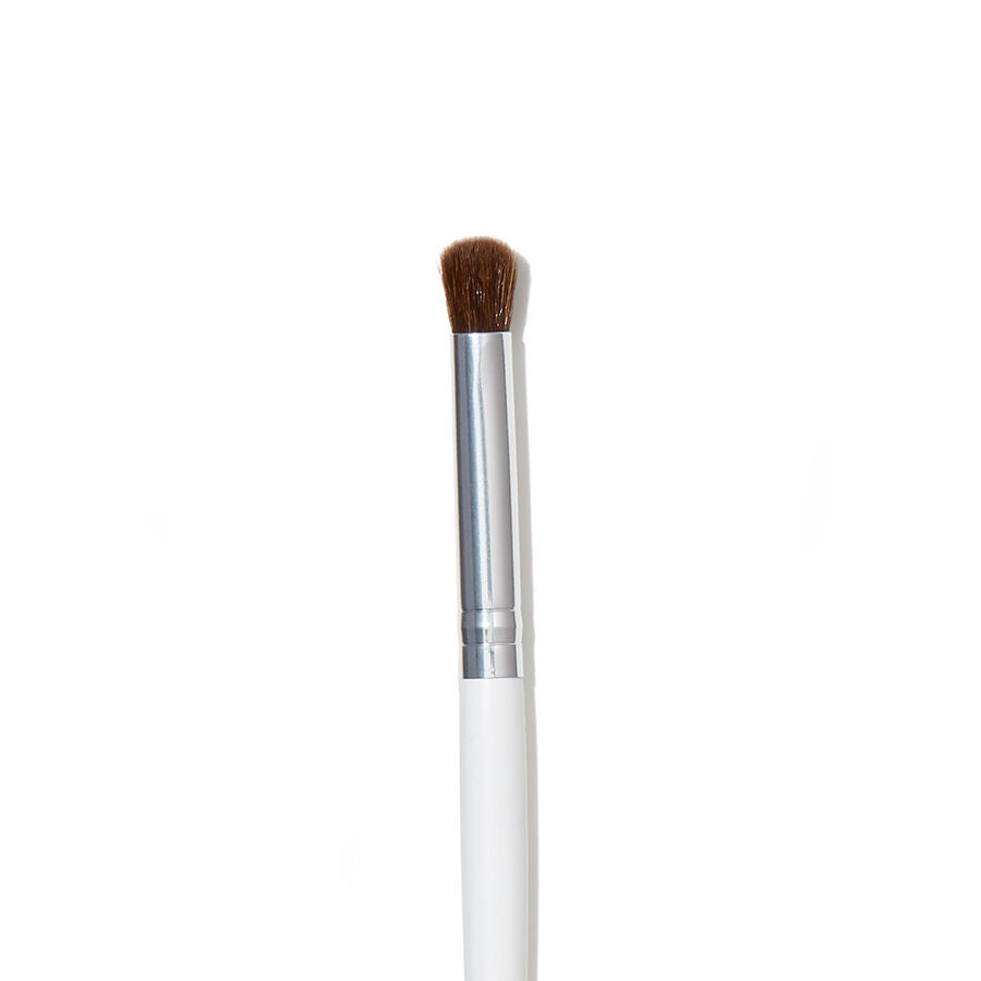blending-eye-brush-e7 1803_macro.jpg