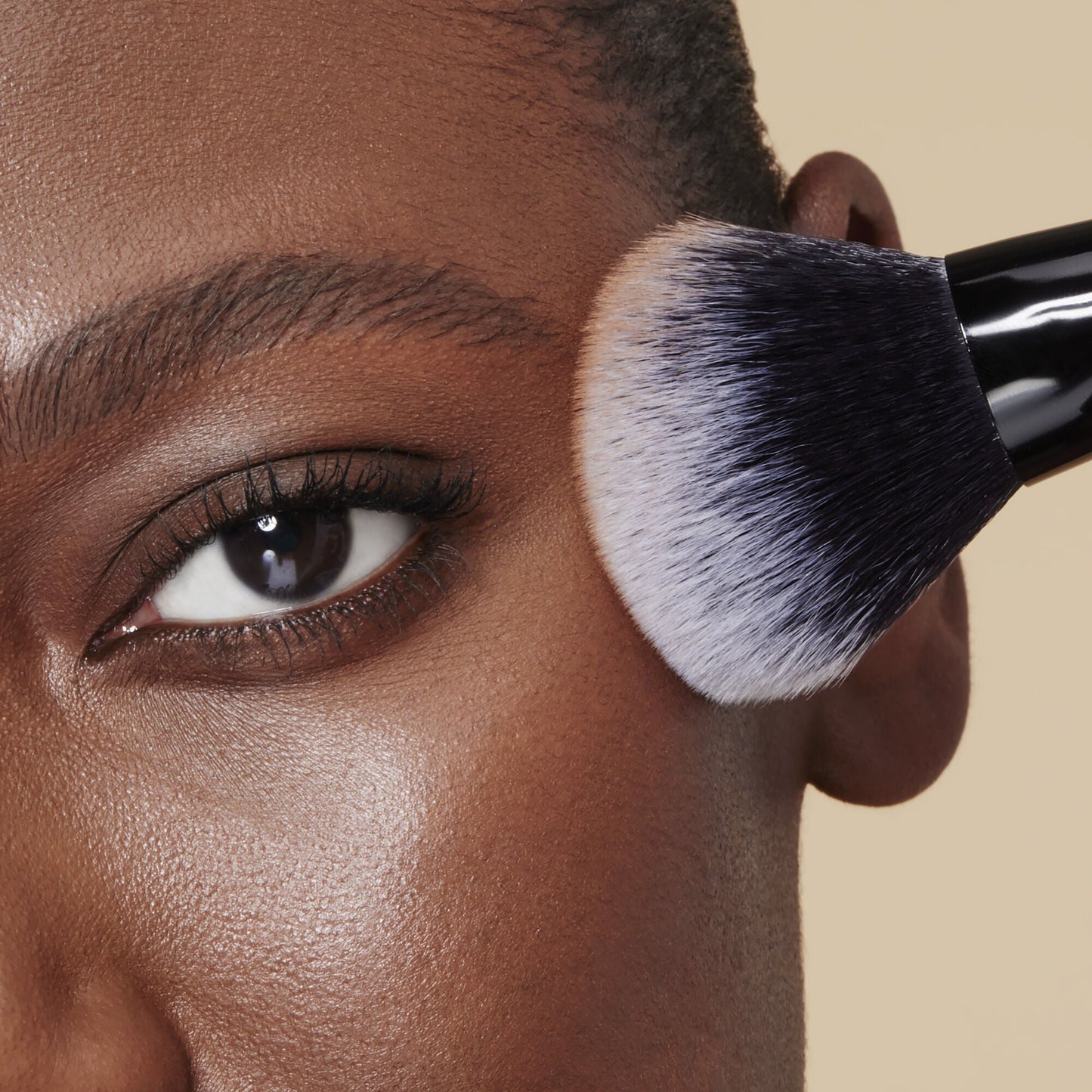cream-and-powder-face-brush-y6 85352_CREAM_POWDER_FACE_BRUSH_DJ_0197.jpg