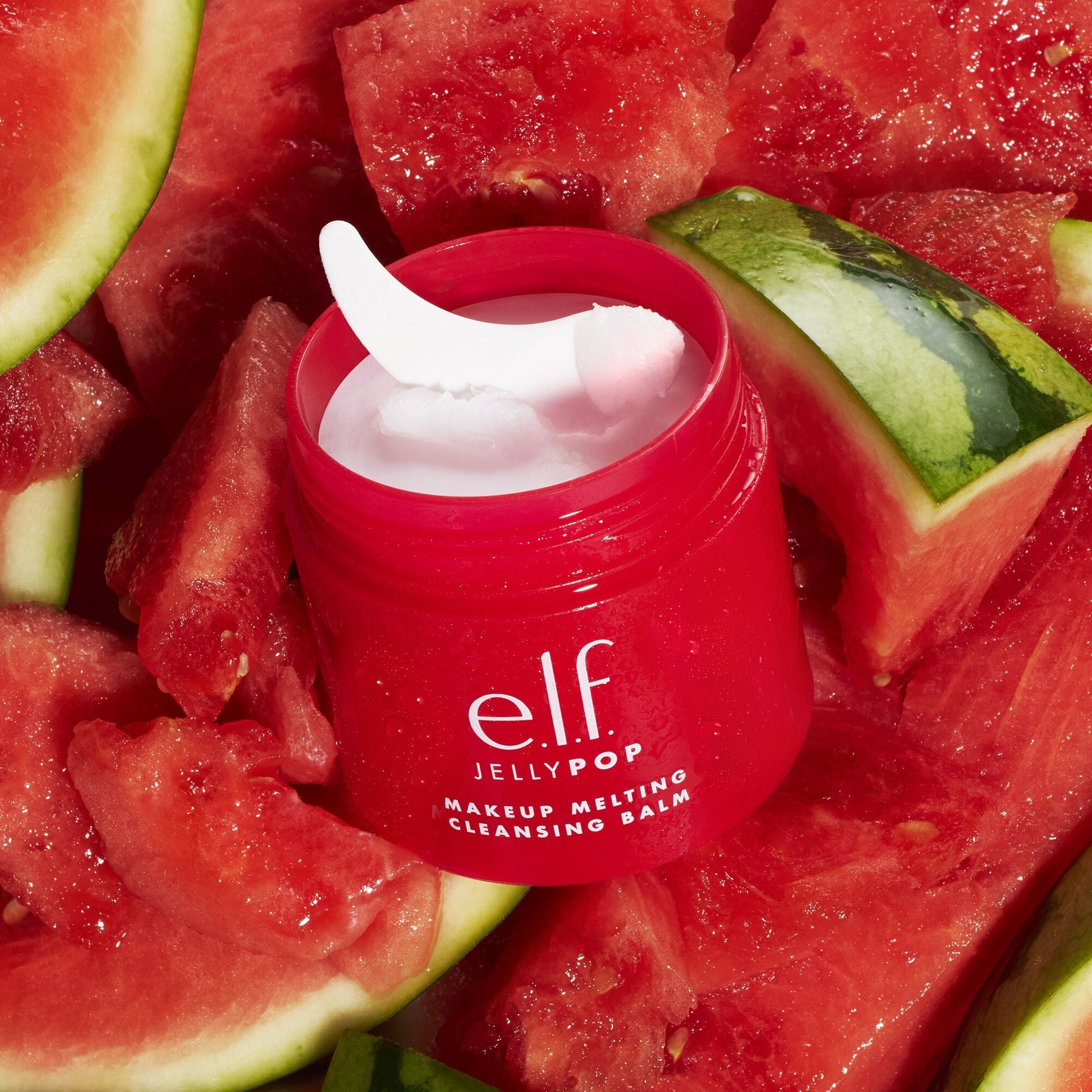 jelly-pop-makeup-melting-cleansing-balm-b3 021825_elf_JP_CleansingBalm_Texture_WATER-OPEN_PLATE_186_IGF.jpg