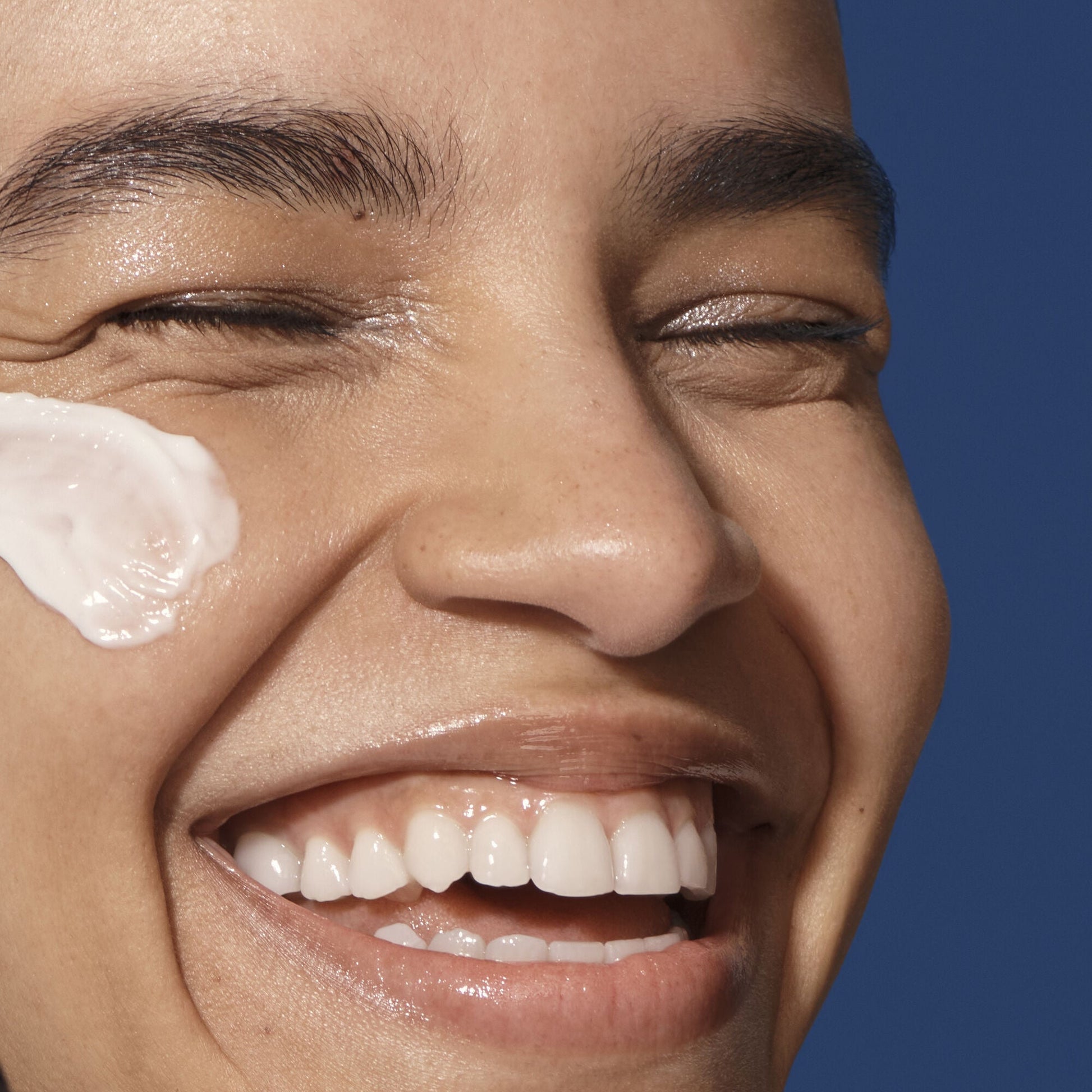holy-hydration-barrier-goals-cream-regular-v3 042325_SKIN_Austria_HHBC_Strength-Hero_095_v3_RGB_IGF_54364e3f-0c46-4b46-b681-0e5cfd438287.jpg