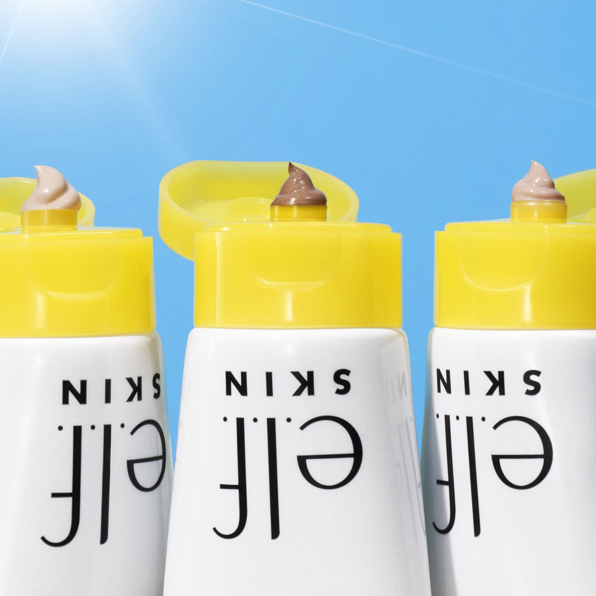suntouchable-whoa-glow-spf-30-g4 042423_WhoaGlow_Macro_Main-2_IGF.jpg