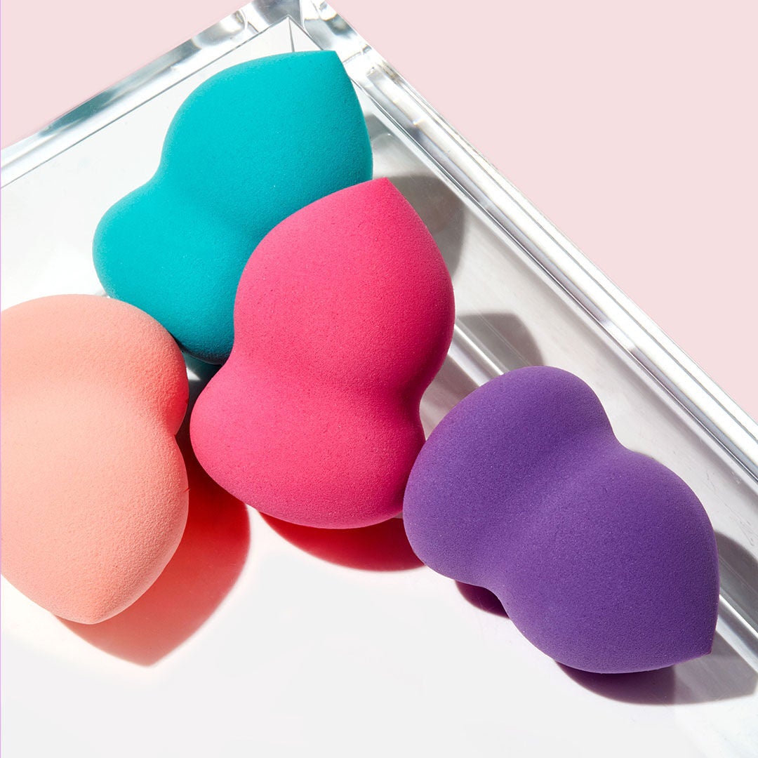 blending-sponge-peach-v0 0619_SocialIGF_Sponges4.jpg