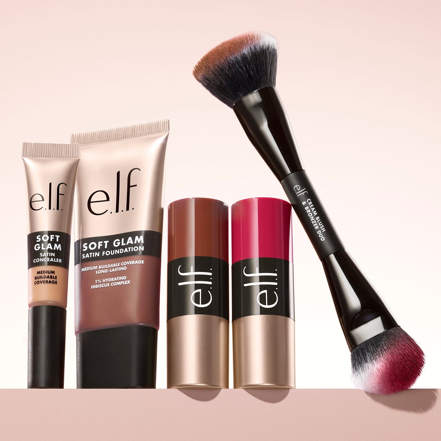 soft-glam-cream-bronzer-n0 100225_SoftGlam_Family_0599_MAIN_CLEAN_FOCUS_01_w3QC_RGB_f3dcb263-f98f-4d5c-ab4c-e8d60f7f76c9.jpg