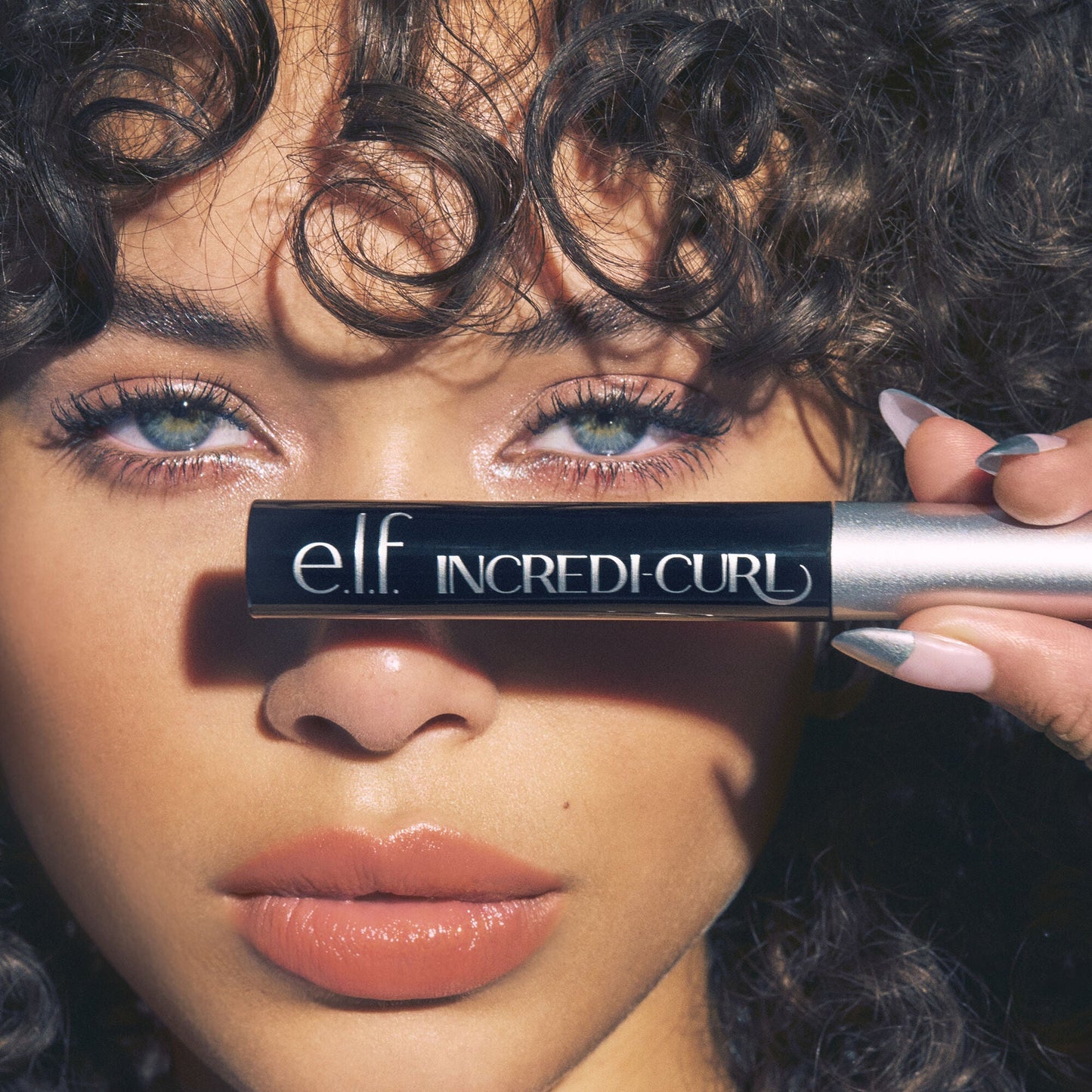 incredi-curl-mascara-d6 100724_elf_Alexa_IncrediCurl_After_0473_FINAL_V1_RGB_IGF_4909dedf-6085-4b66-b6fa-23af48640378.jpg