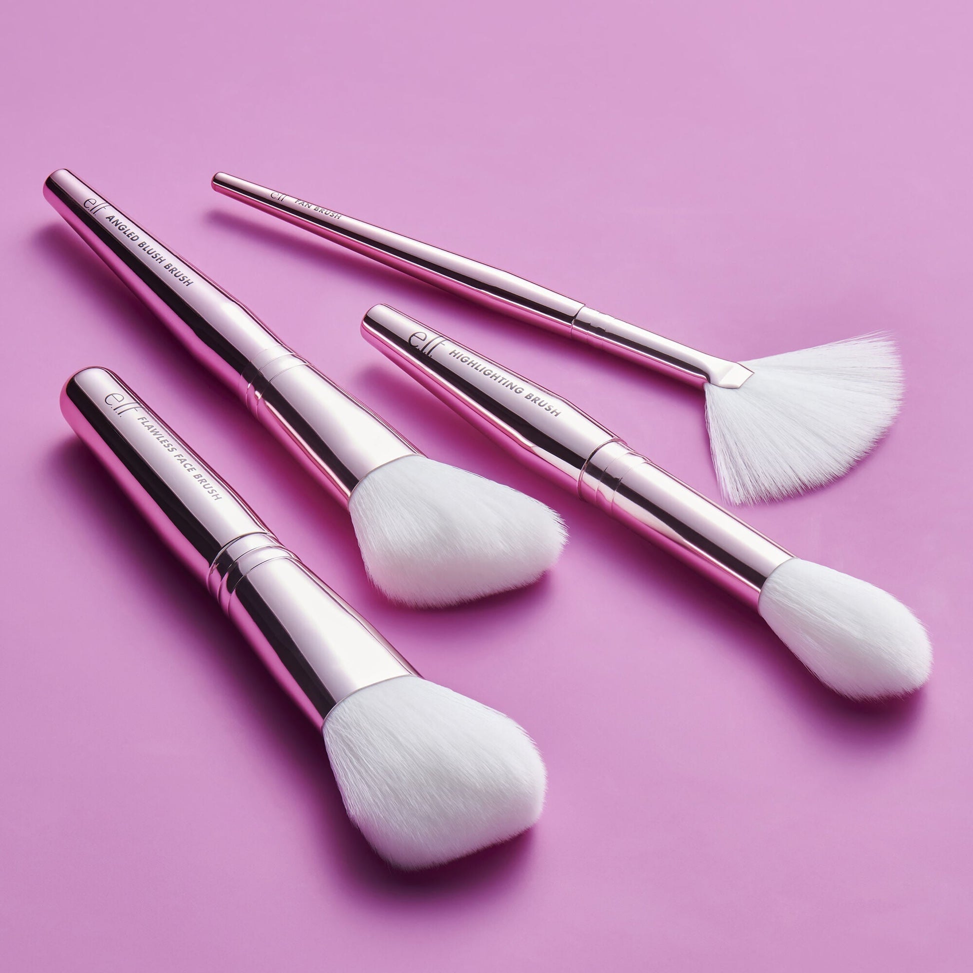 blush-bronzer-and-highlighter-brush-set-m1 12142020_BlushGlow-BrushKit_0027_FocusBracket-MAIN_V2_IGF.jpg