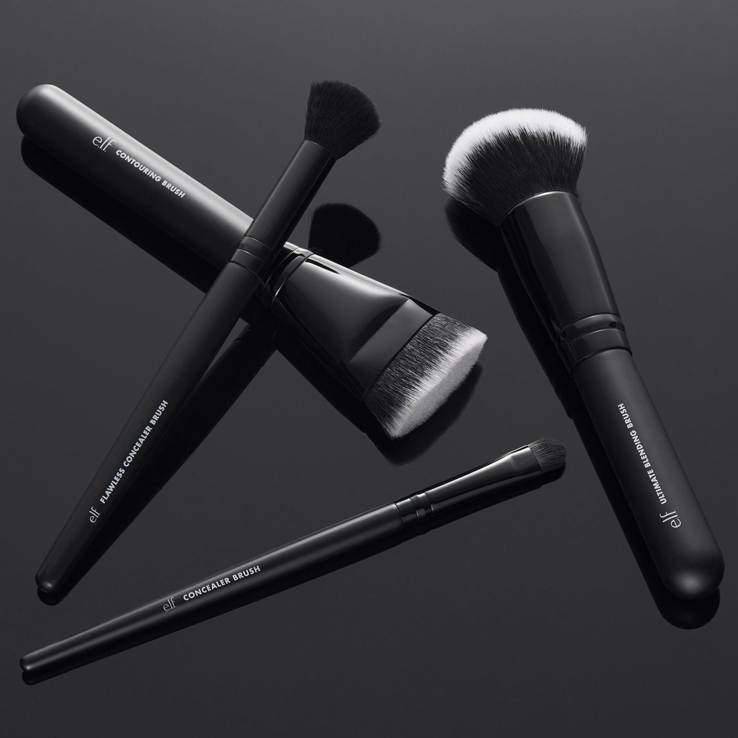 foundation-and-concealer-brush-set-e9 12142020_ComplexionPerfection-FaceBrush_0028_FocusBracket-MAIN_V2_IGF.jpg