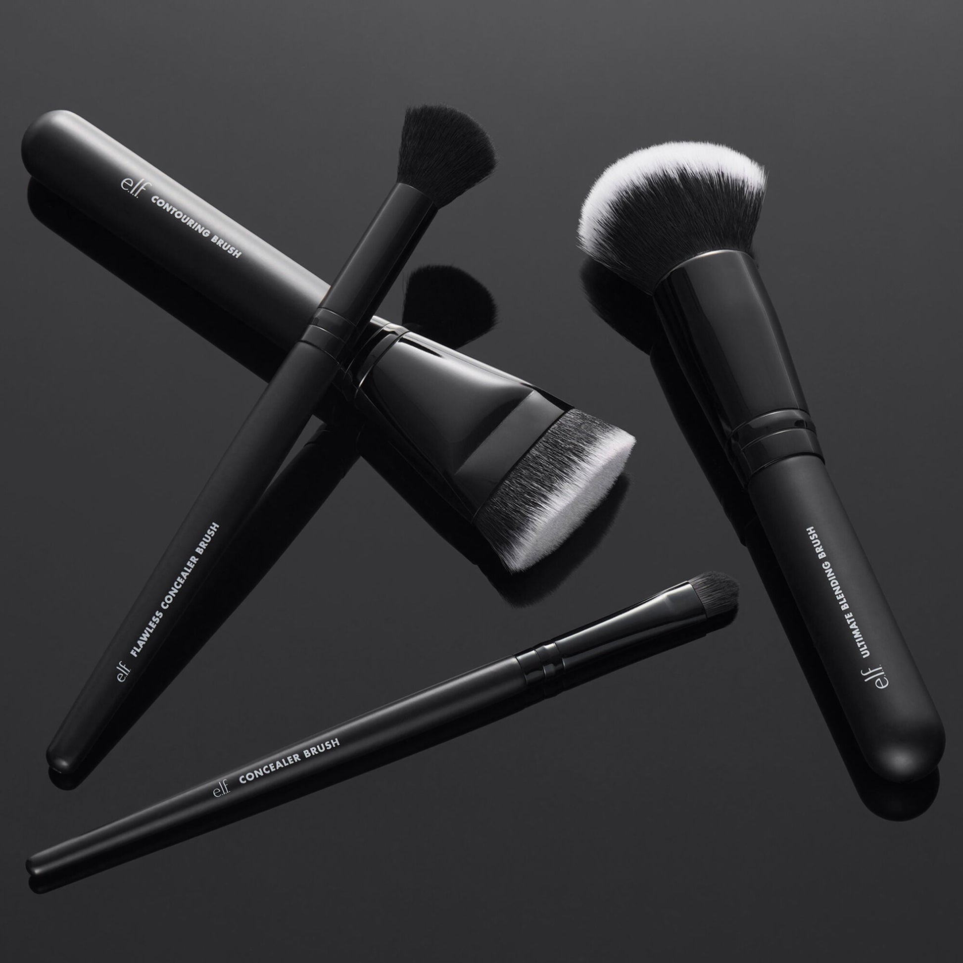 foundation-and-concealer-brush-set-e9 12142020_ComplexionPerfection-FaceBrush_0028_FocusBracket-MAIN_V2_IGF.jpg
