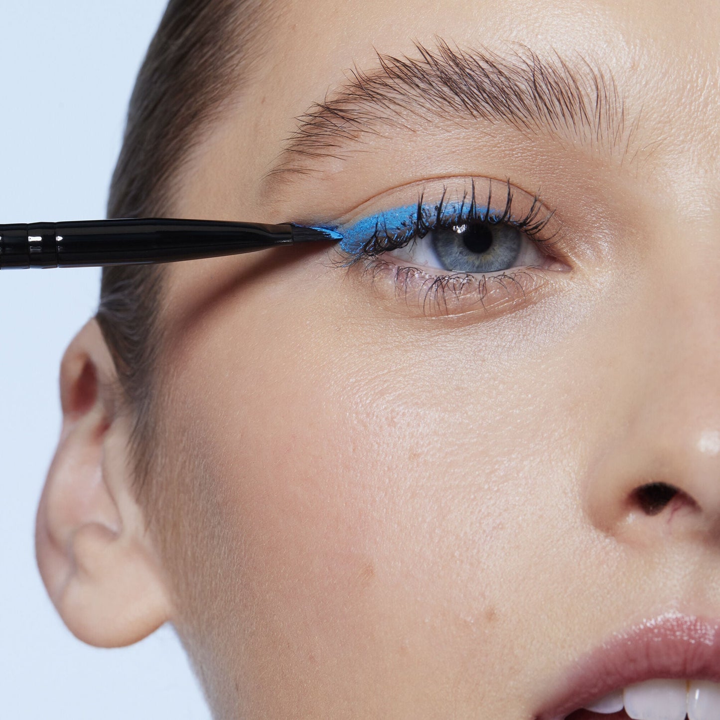 wing-it-liner-brush-s8 84091_Winged_Eyeliner_Brushy.jpg