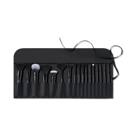 17-piece-ultimate-makeup-brush-set-and-travel-roll-j6 84673_TravBrushSet_AllBrush__590_OPEN_V3_R_R.png